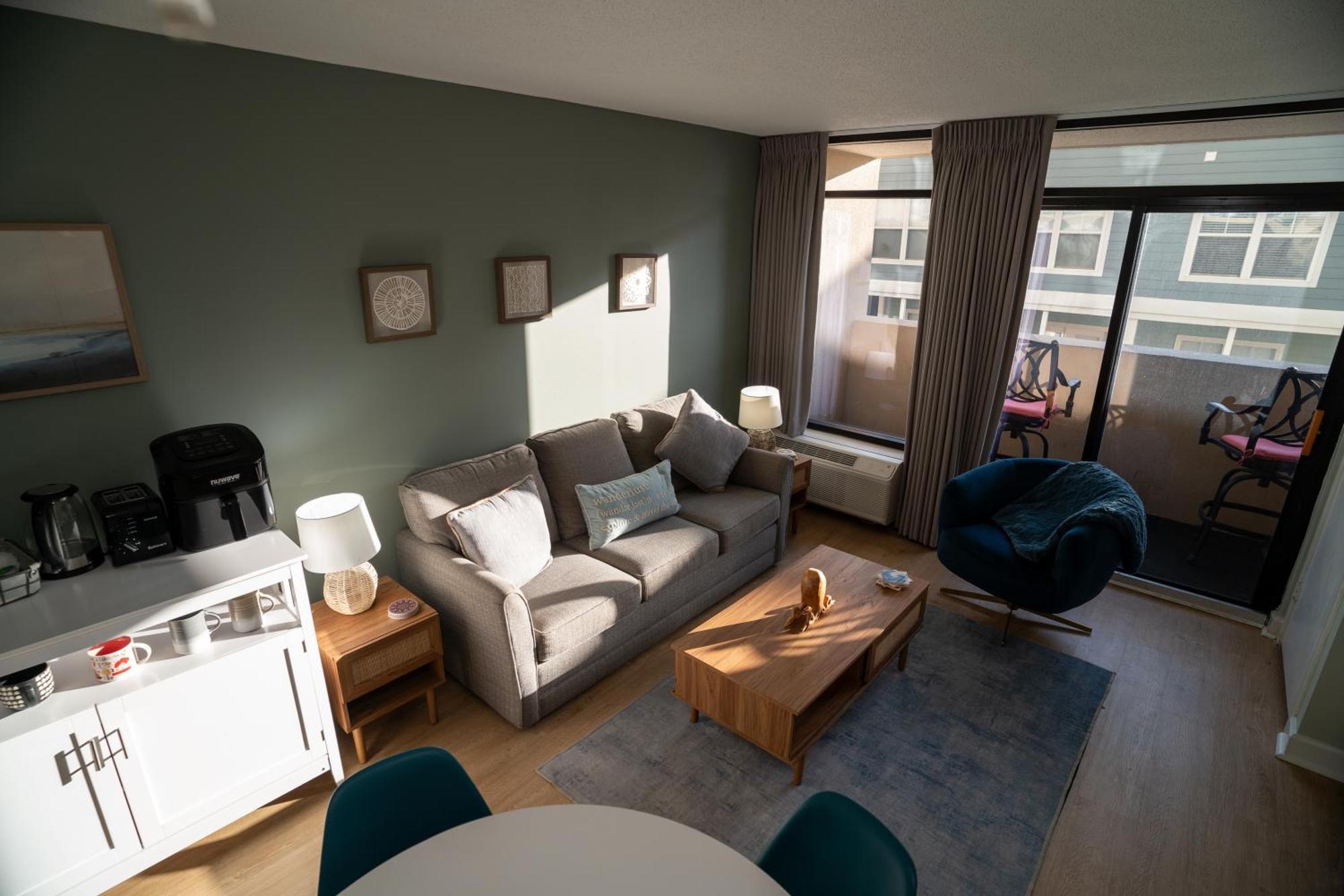 Oceanview Condo With Pool, Hot Tub, Balcony, Right On The Beach Myrtle Beach Exterior foto